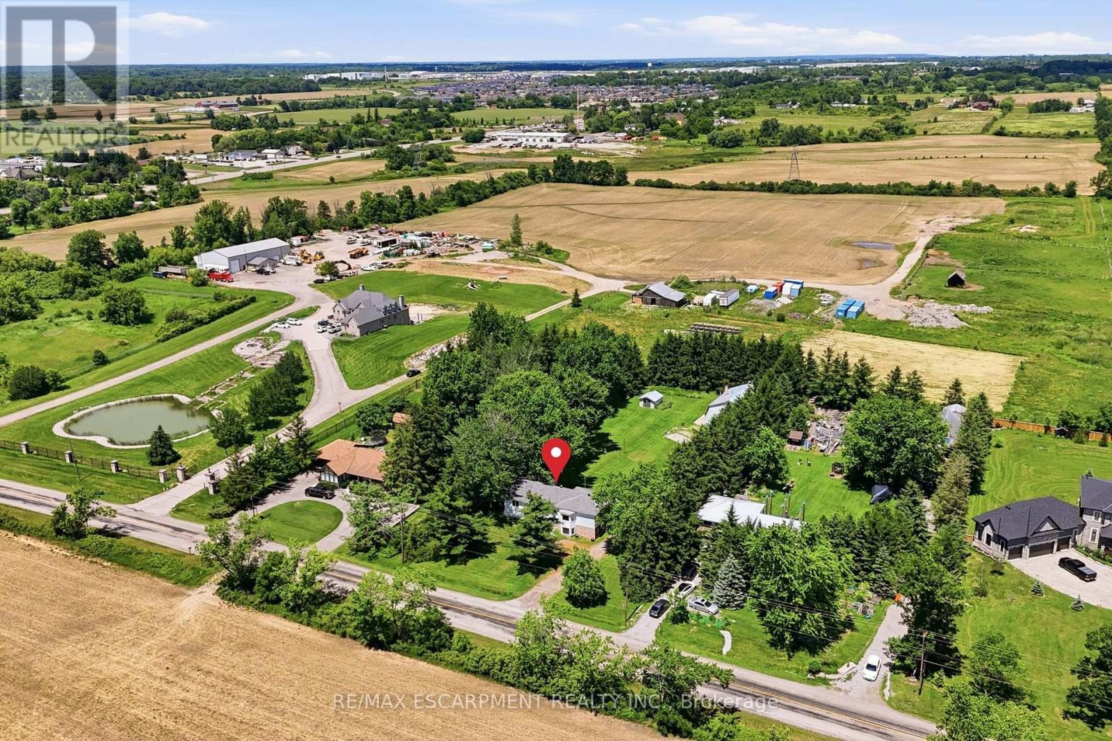 8404 Chippewa Road, Hamilton, ON