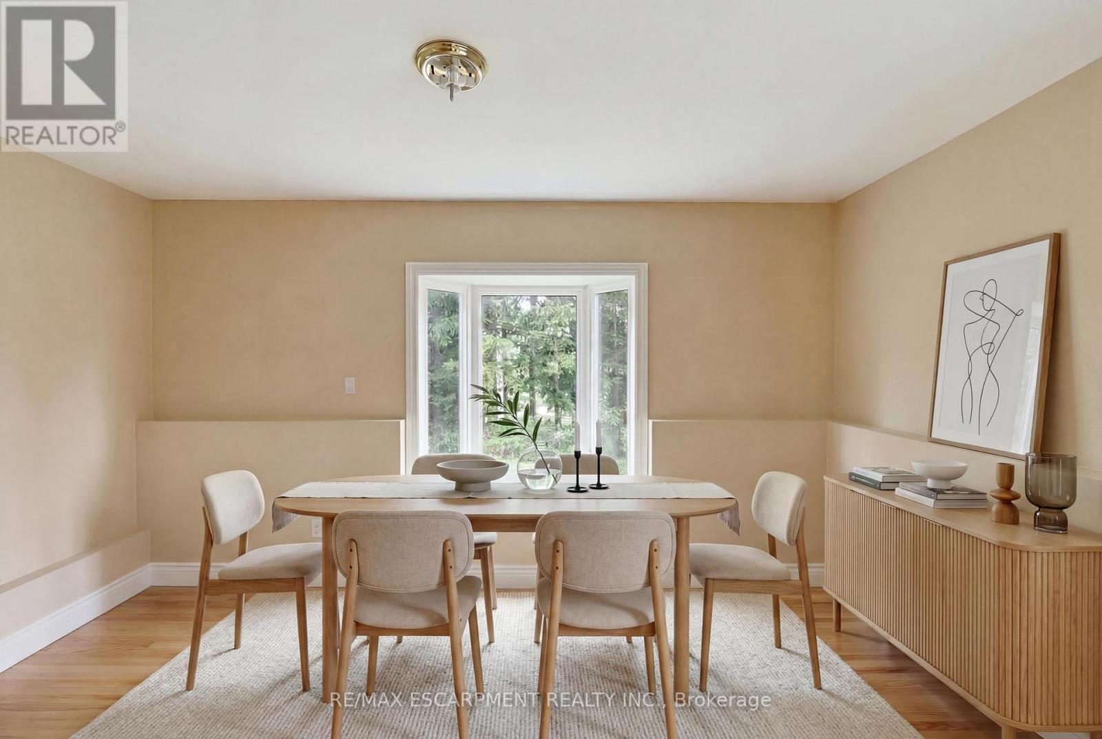 8404 Chippewa Road, Hamilton, ON