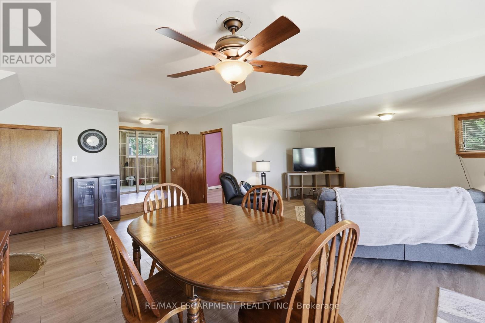 8404 Chippewa Road, Hamilton, ON