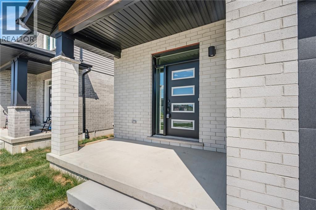 52 Moon Crescent, Cambridge, ON