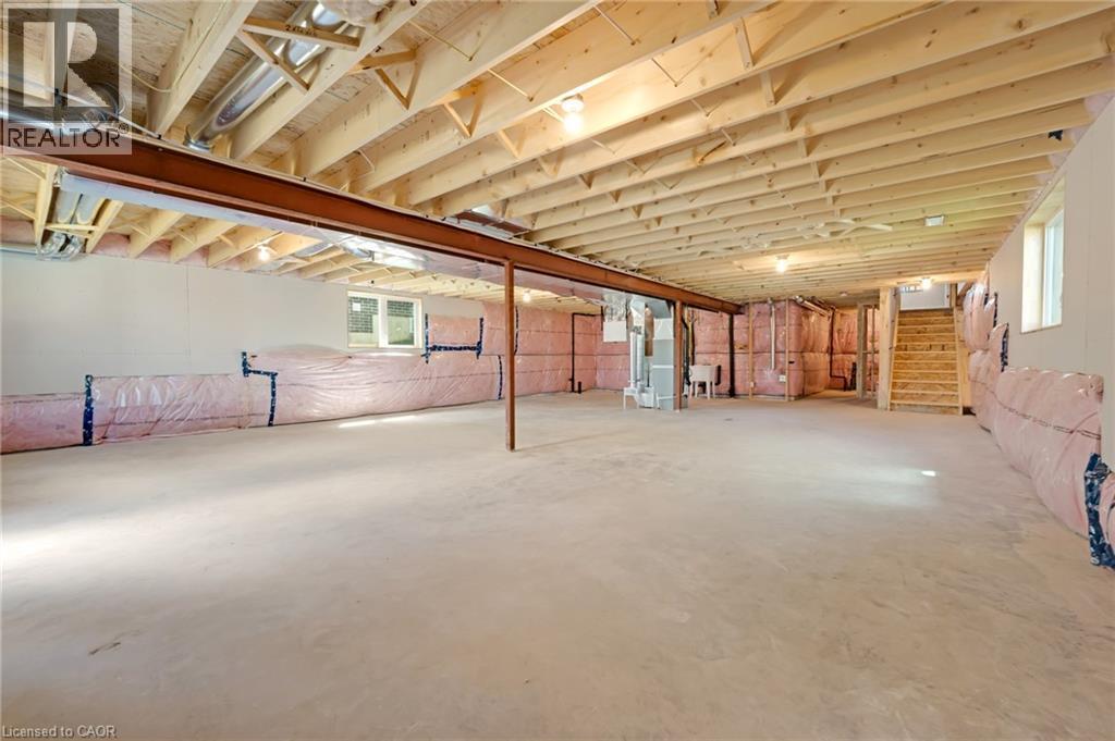 52 Moon Crescent, Cambridge, ON