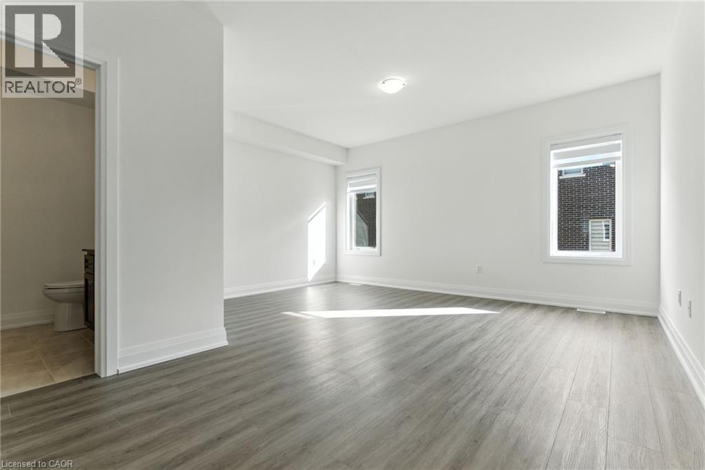 4 Clear Valley Lane, Mount Hope, ON - Indoor Photo Showing Other Room