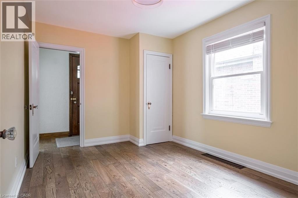 10 Dorset Place, Hamilton, ON