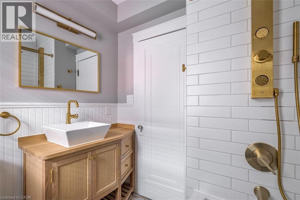 10 Dorset Place, Hamilton, ON