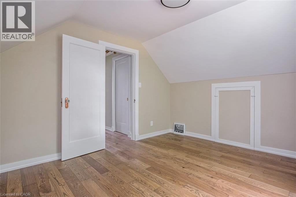 10 Dorset Place, Hamilton, ON