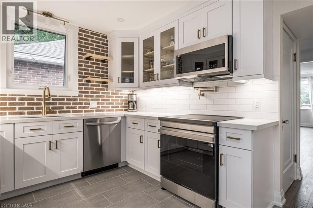 10 Dorset Place, Hamilton, ON