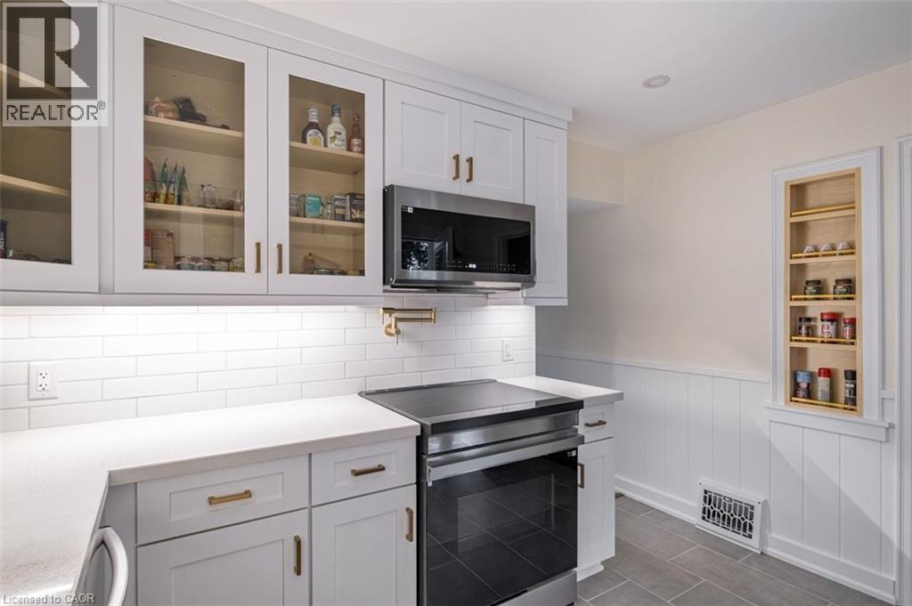 10 Dorset Place, Hamilton, ON