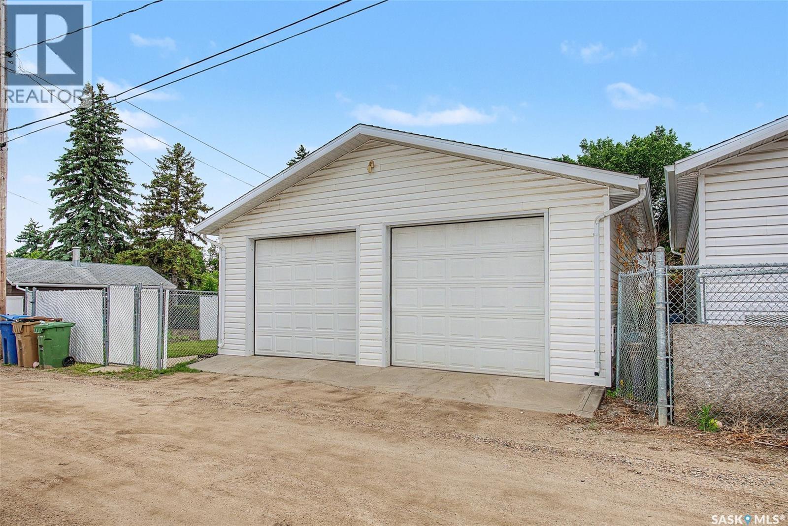235 Toronto Street N, Regina, SK