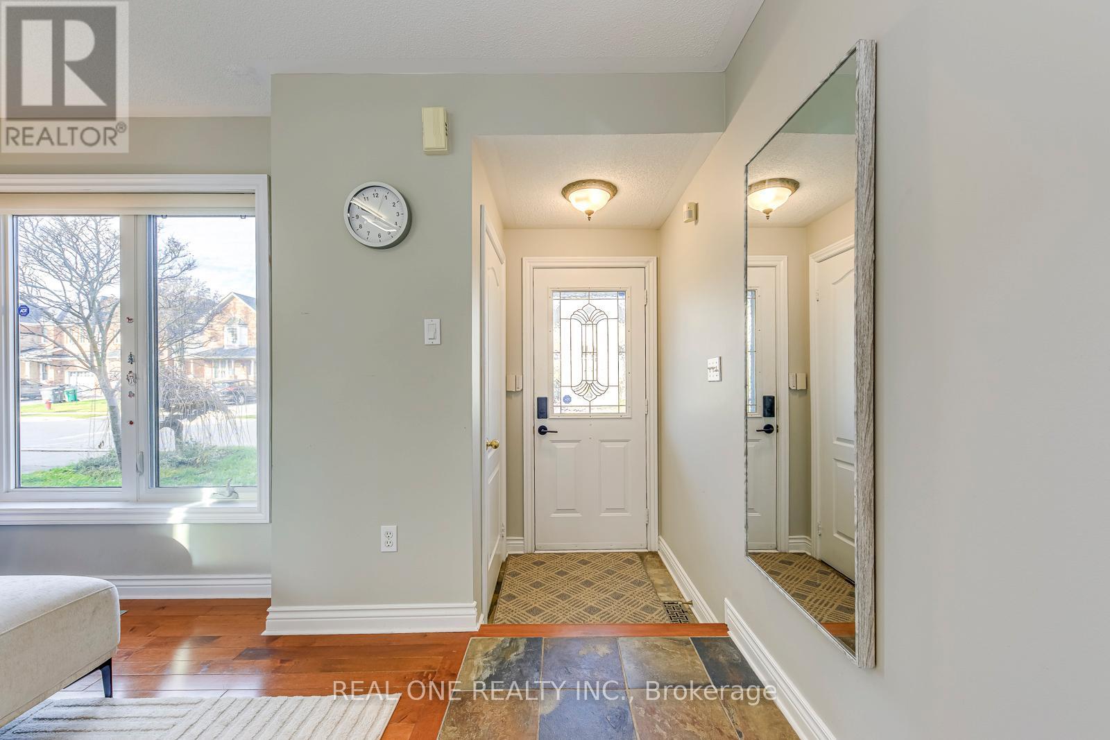 2470 Bankside Drive, Mississauga, ON