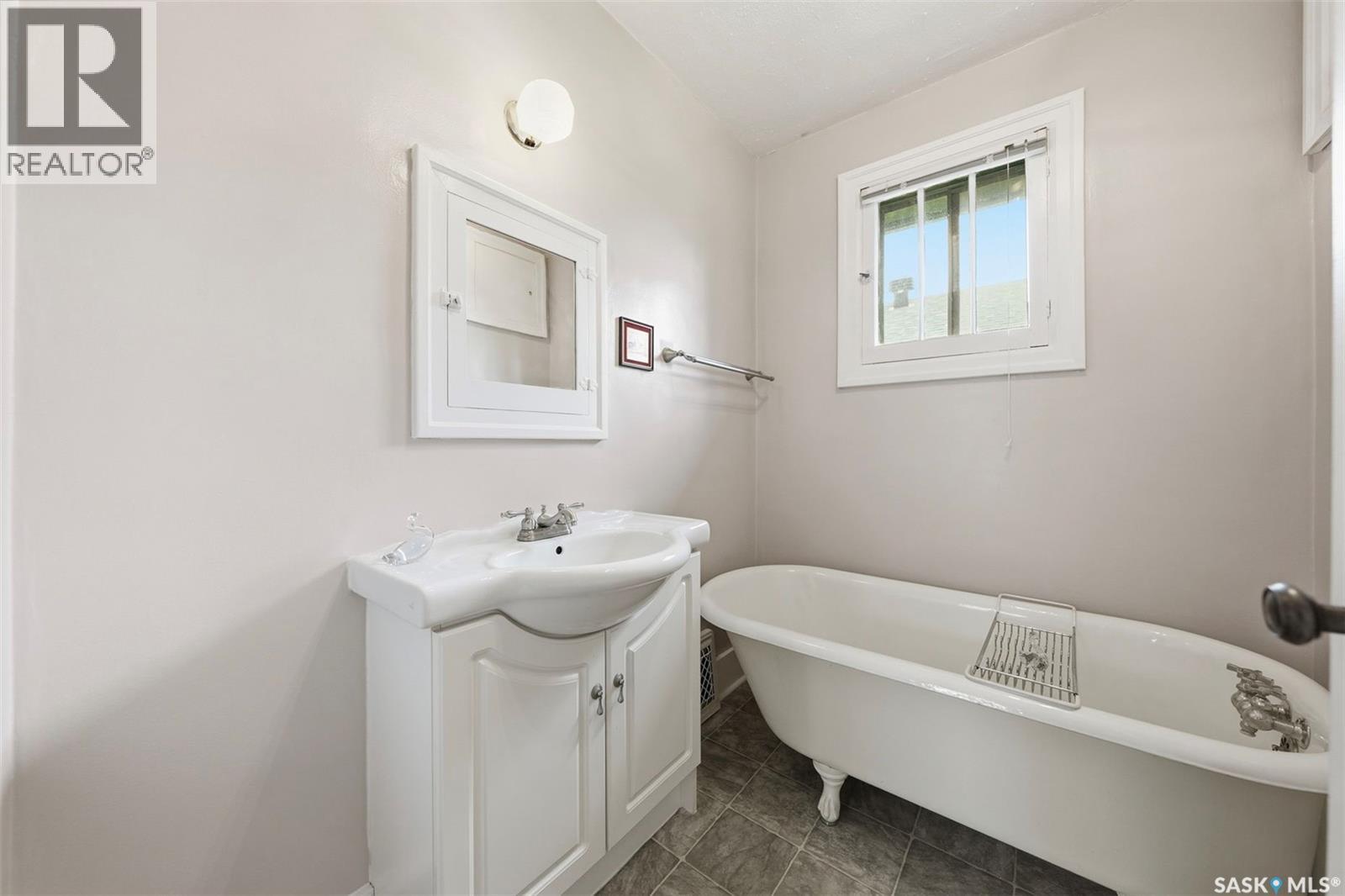 416 22Nd Street W, Prince Albert, SK