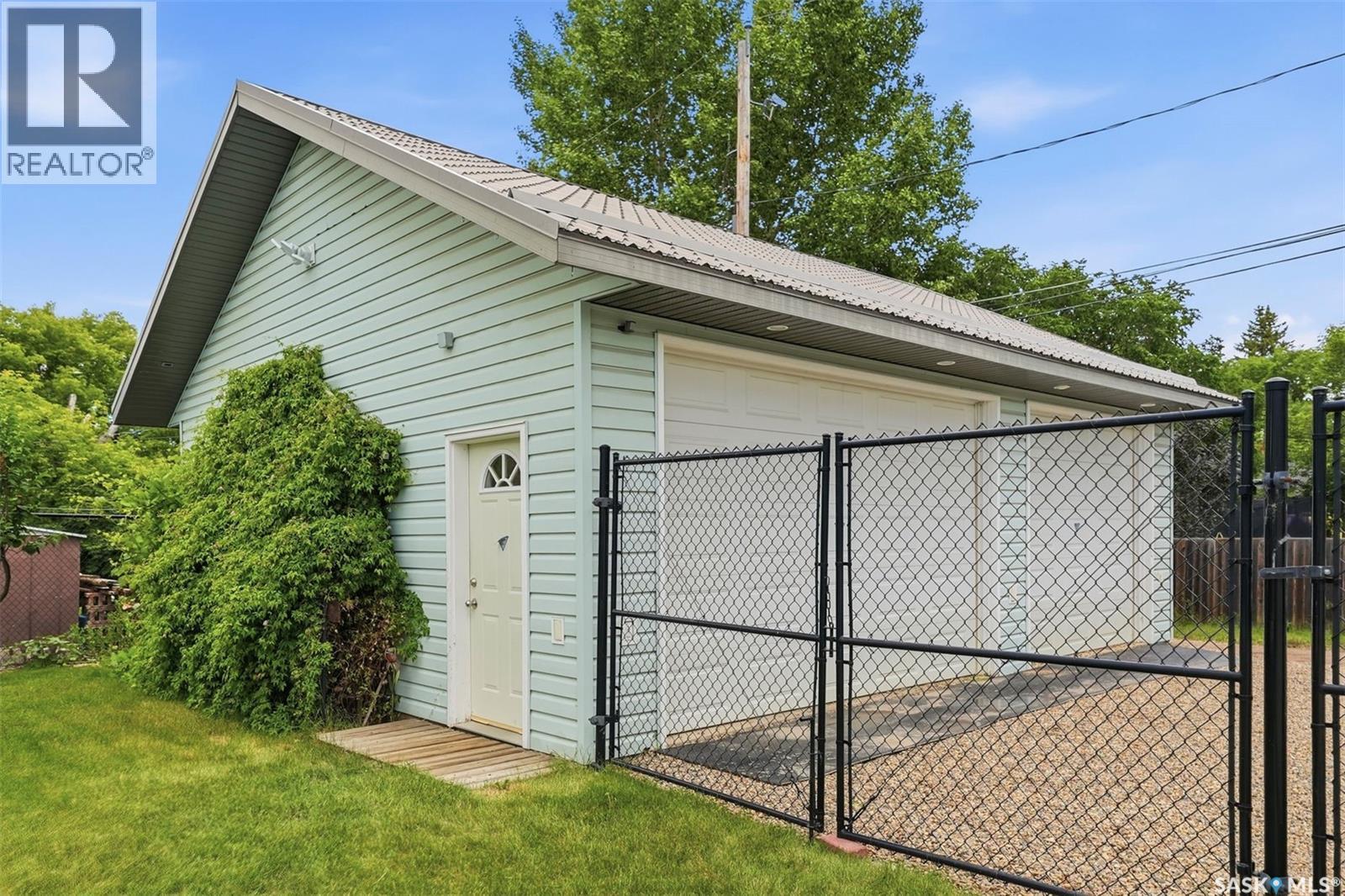 416 22Nd Street W, Prince Albert, SK