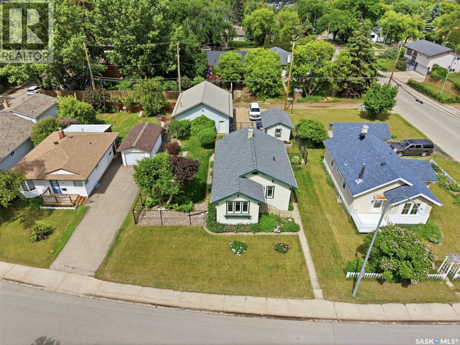 416 22Nd Street W, Prince Albert, SK
