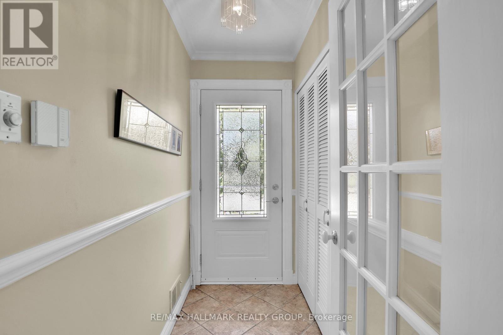3242 Albion Road S, Ottawa, ON