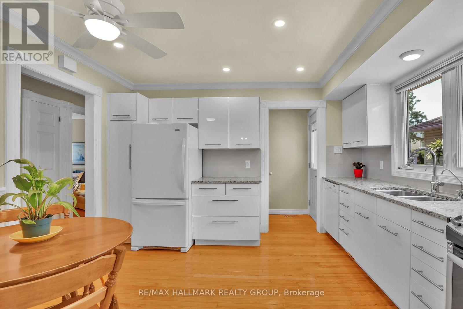 3242 Albion Road S, Ottawa, ON