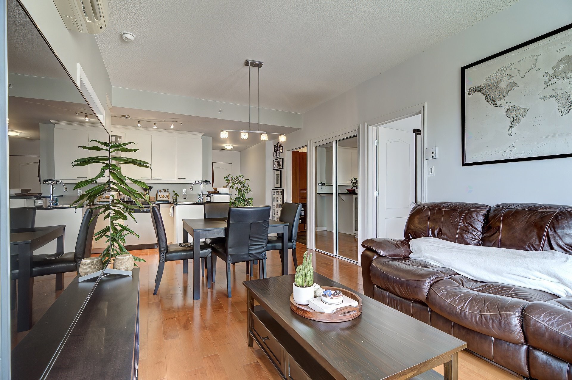 Living Room - 511-8500 Rue Raymond-Pelletier, Montréal (Ahuntsic-Cartierville), QC