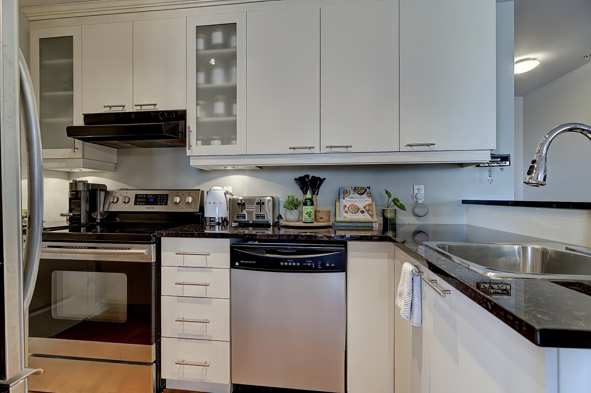 Kitchen - 511-8500 Rue Raymond-Pelletier, Montréal (Ahuntsic-Cartierville), QC