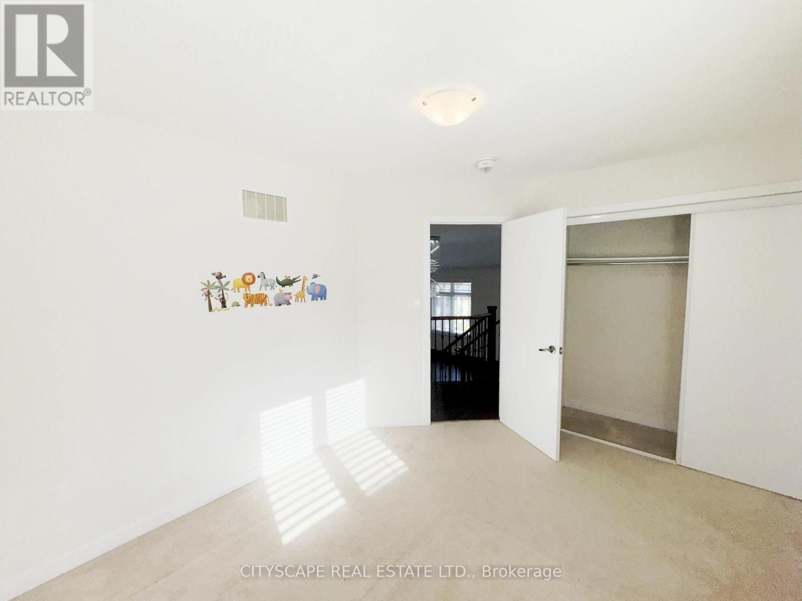 Bedroom #4 - 16 Pagebrook Crescent, Hamilton, ON