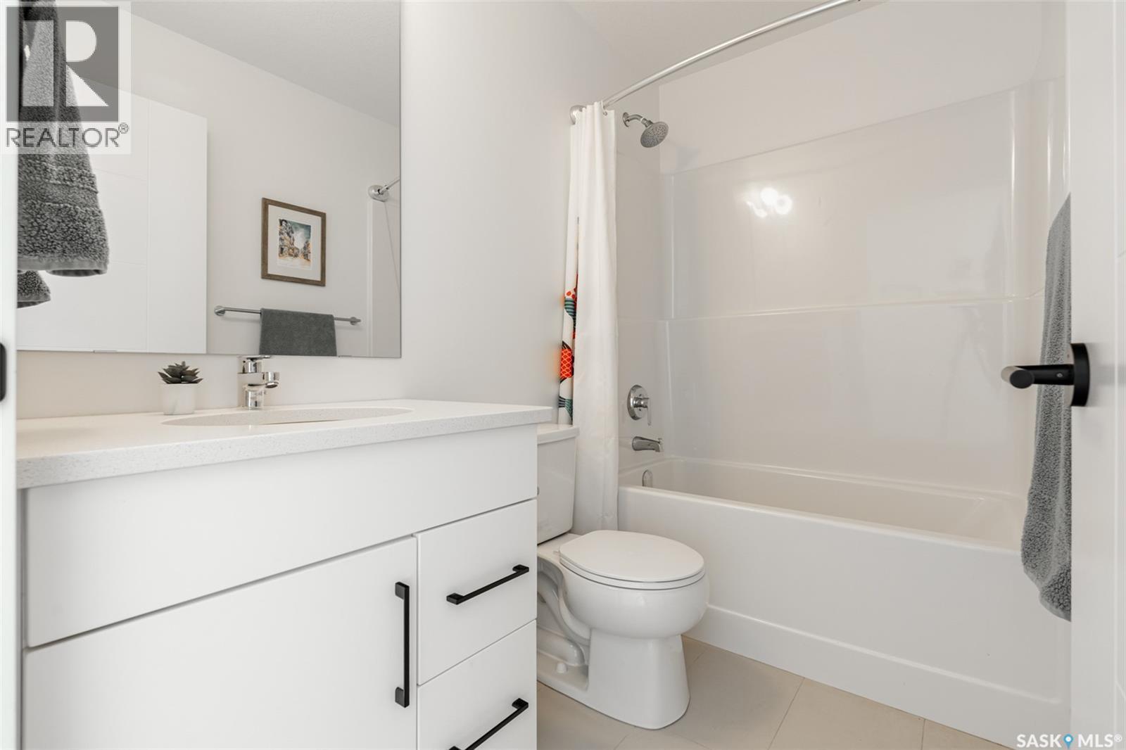 180 Rosewood Boulevard E, Saskatoon, SK