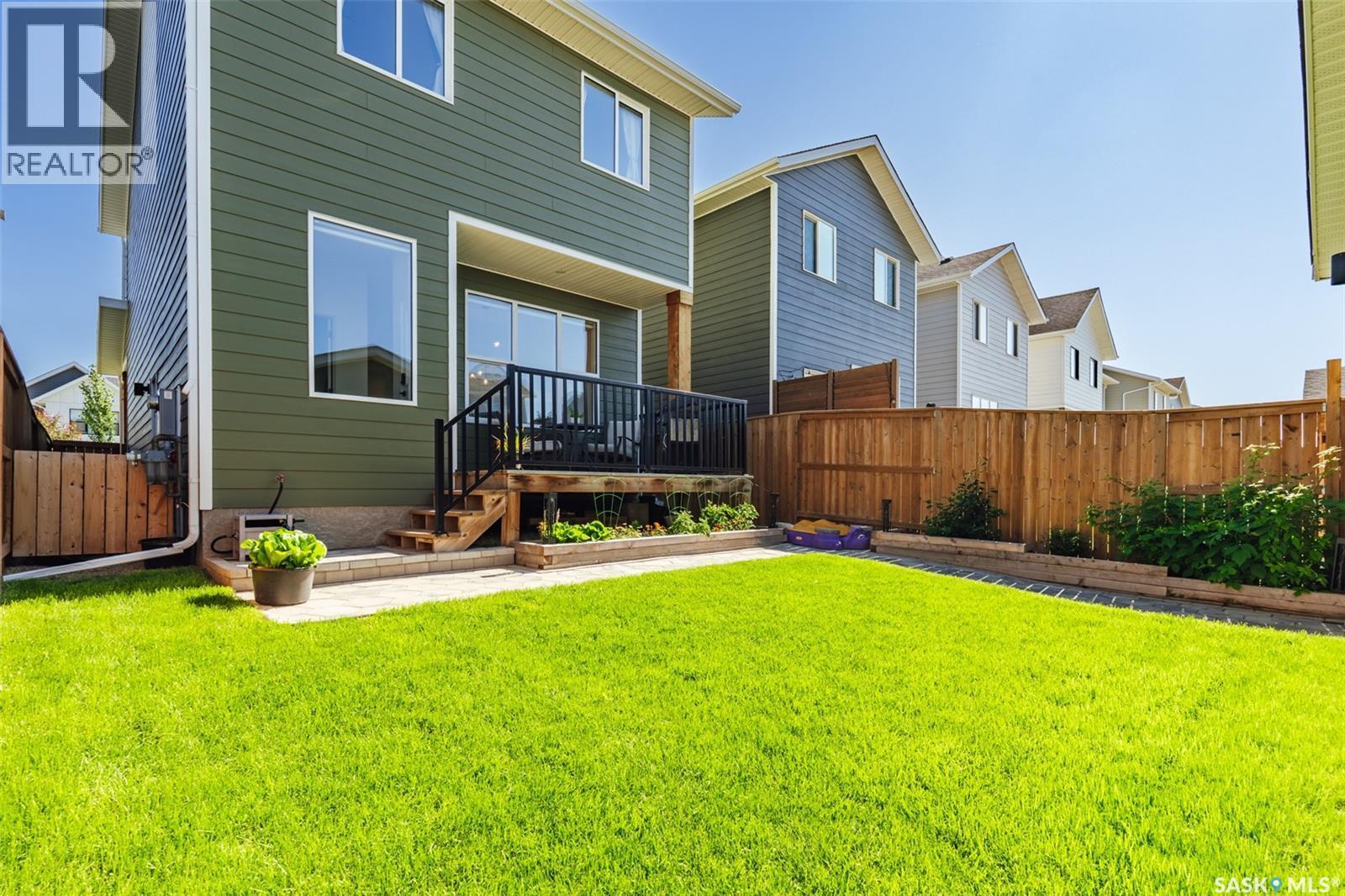 180 Rosewood Boulevard E, Saskatoon, SK