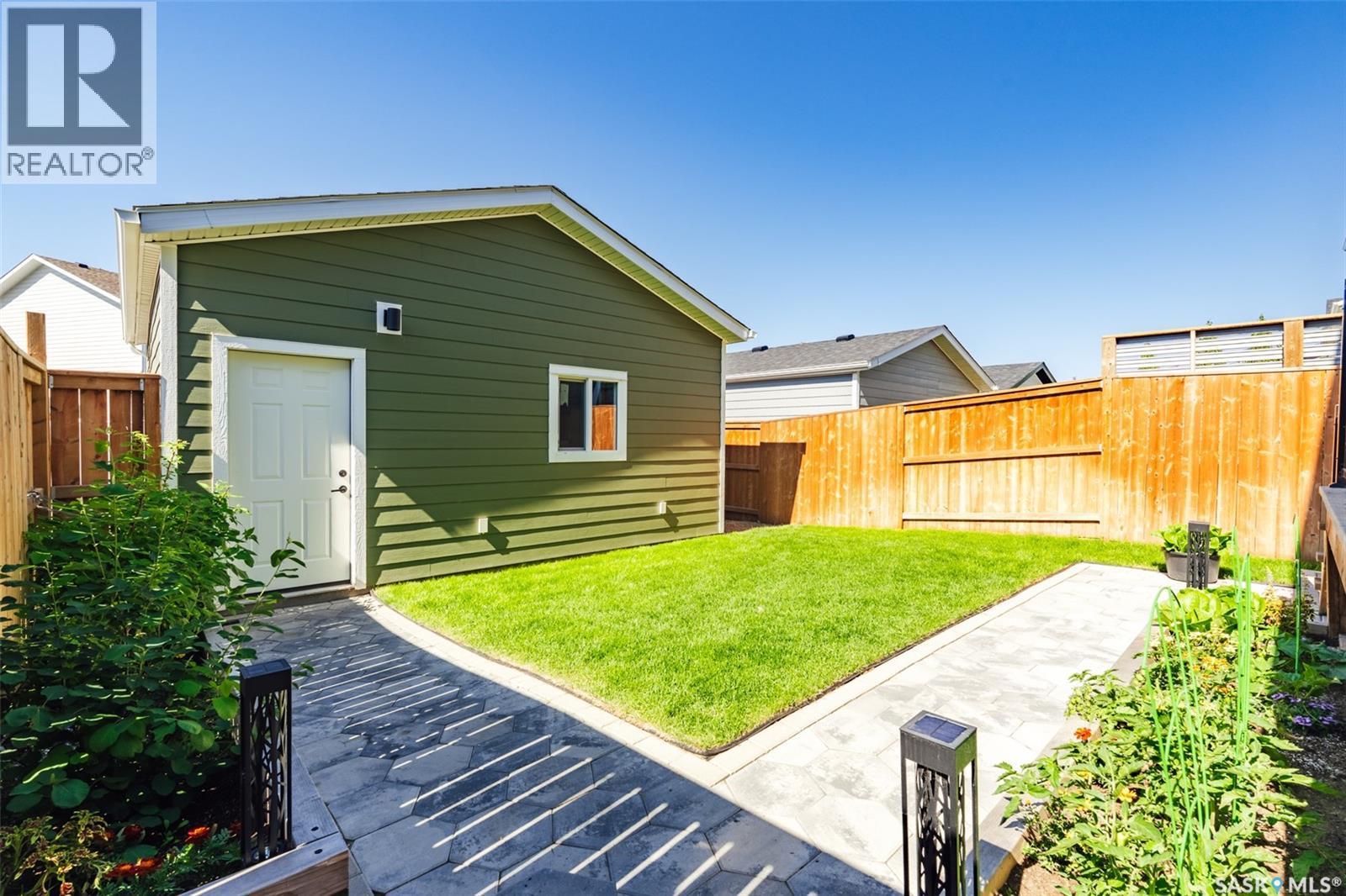 180 Rosewood Boulevard E, Saskatoon, SK