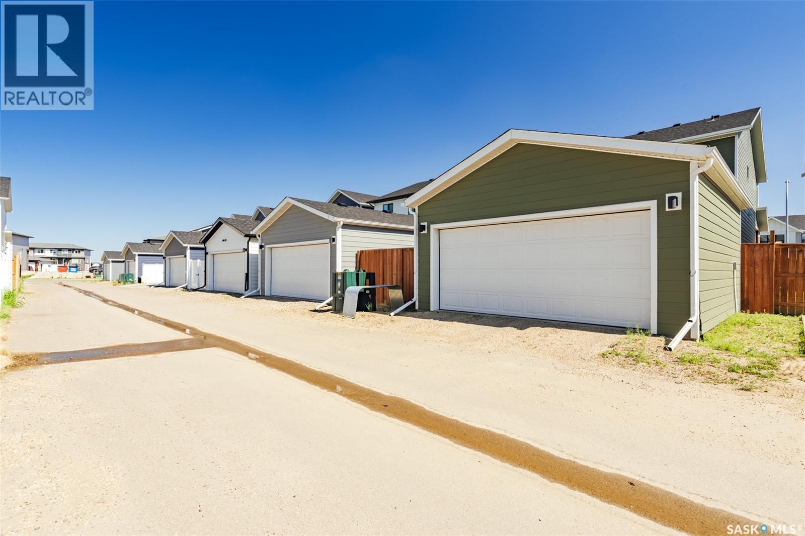 180 Rosewood Boulevard E, Saskatoon, SK