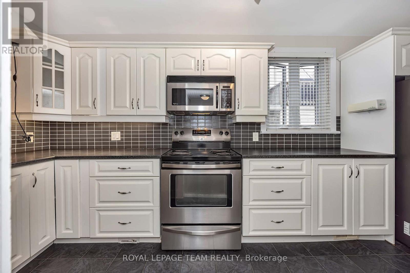 4 Queen Mary Street, Ottawa, ON