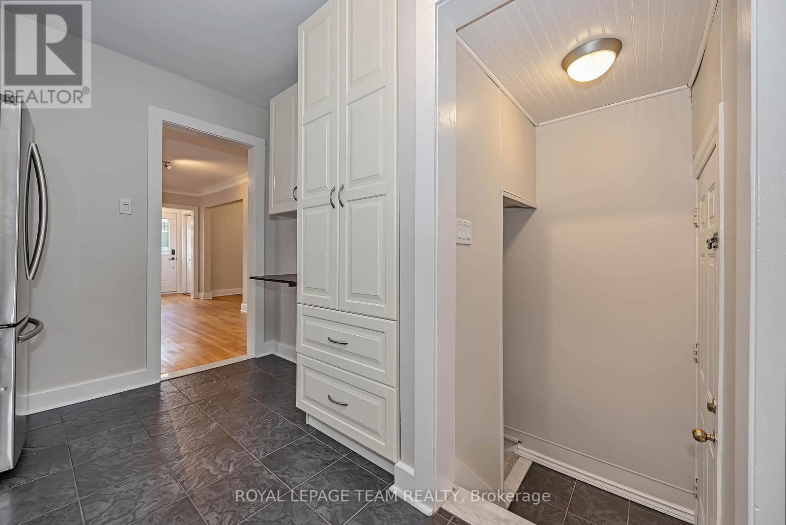 4 Queen Mary Street, Ottawa, ON