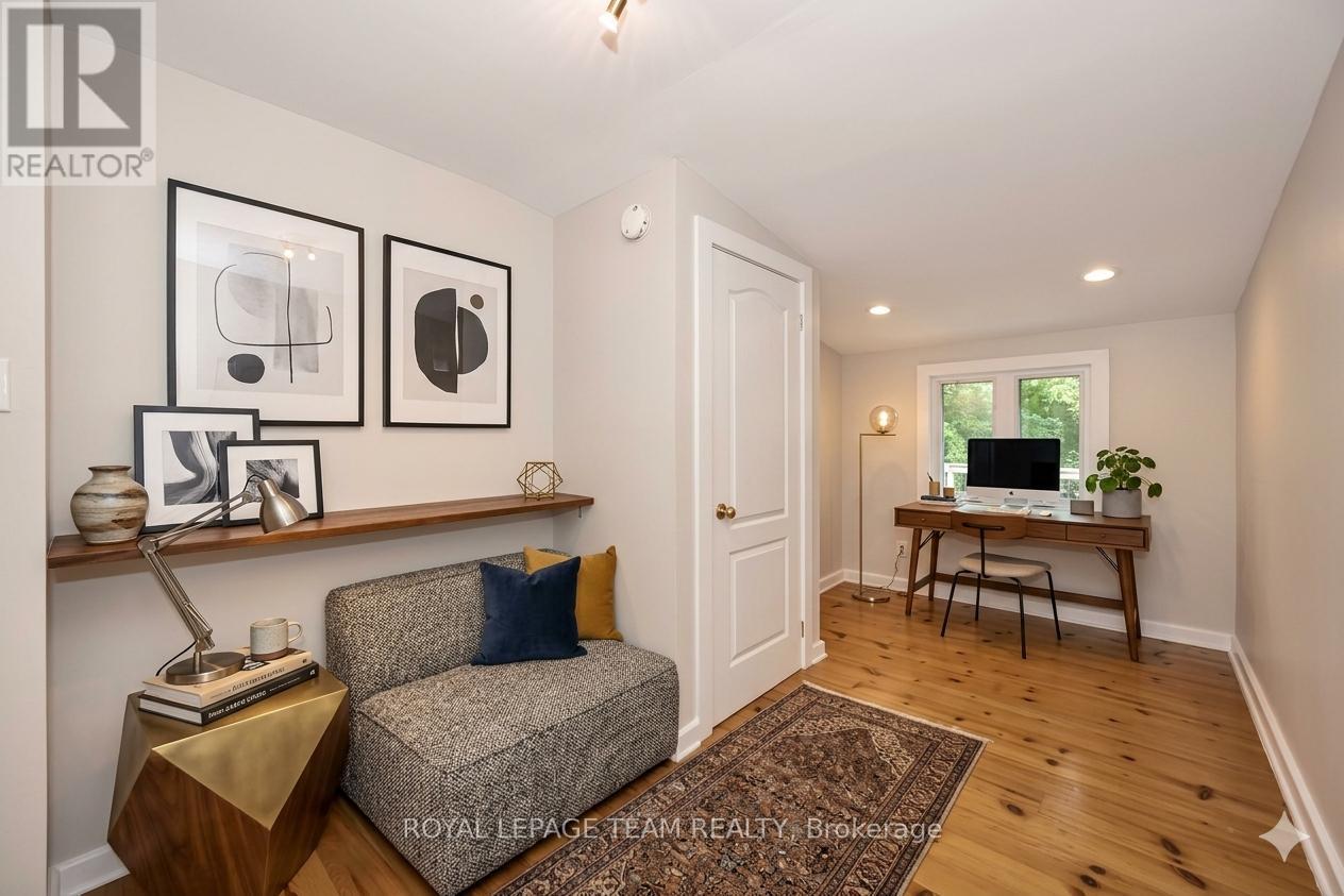 Virtually staged - loft, 2 of 2 - 4 Queen Mary Street, Ottawa, ON