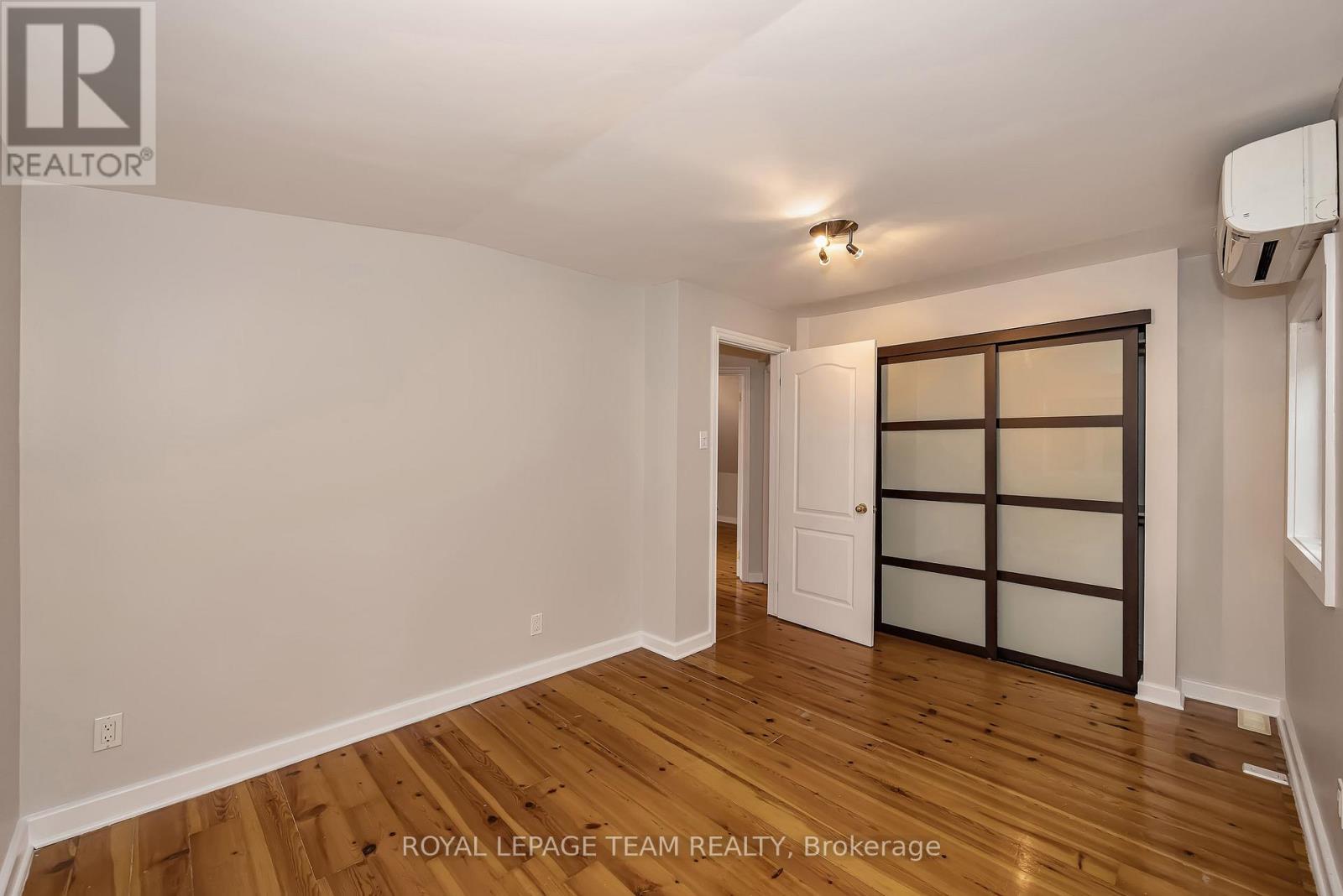 4 Queen Mary Street, Ottawa, ON