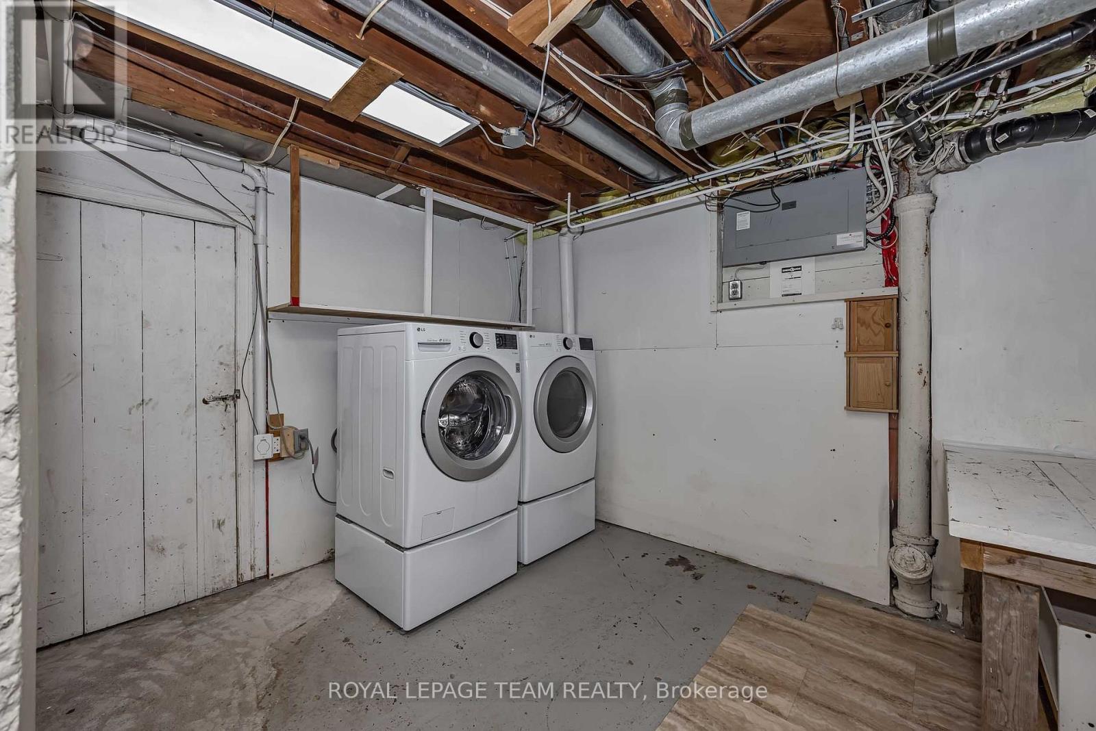 Laundry/utility/cold storage - 4 Queen Mary Street, Ottawa, ON