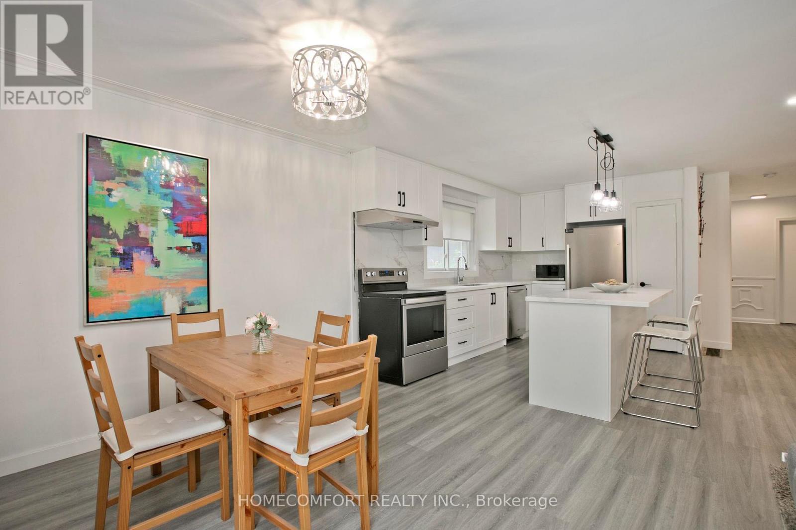 19 Beacham Crescent, Toronto, ON