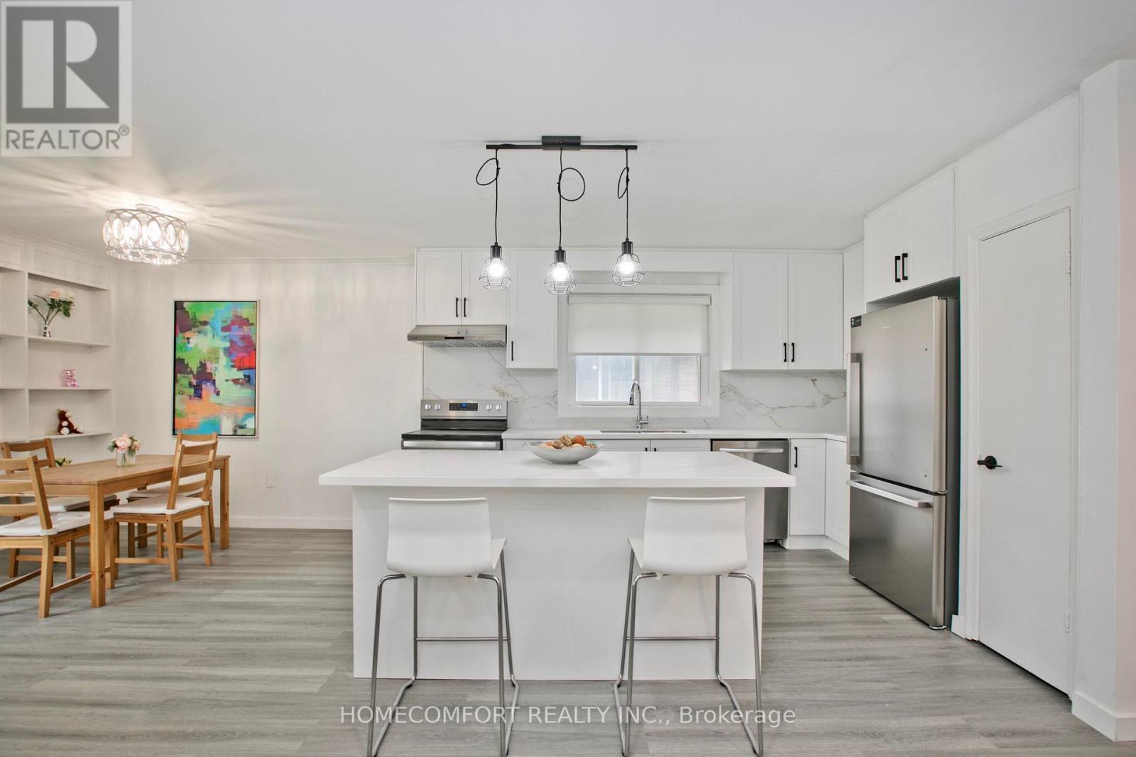19 Beacham Crescent, Toronto, ON
