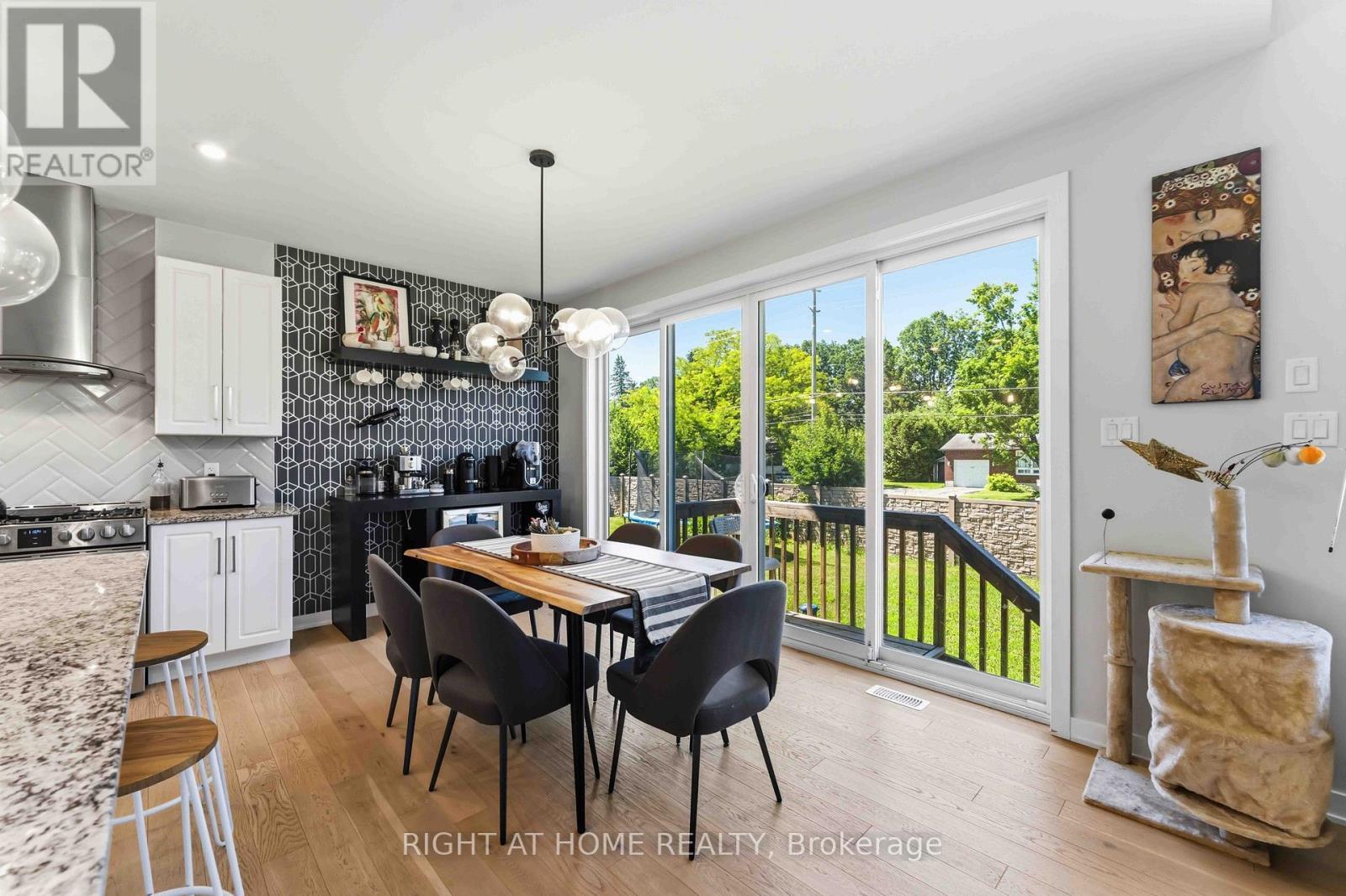 730 Kirkham Crescent, Ottawa, ON