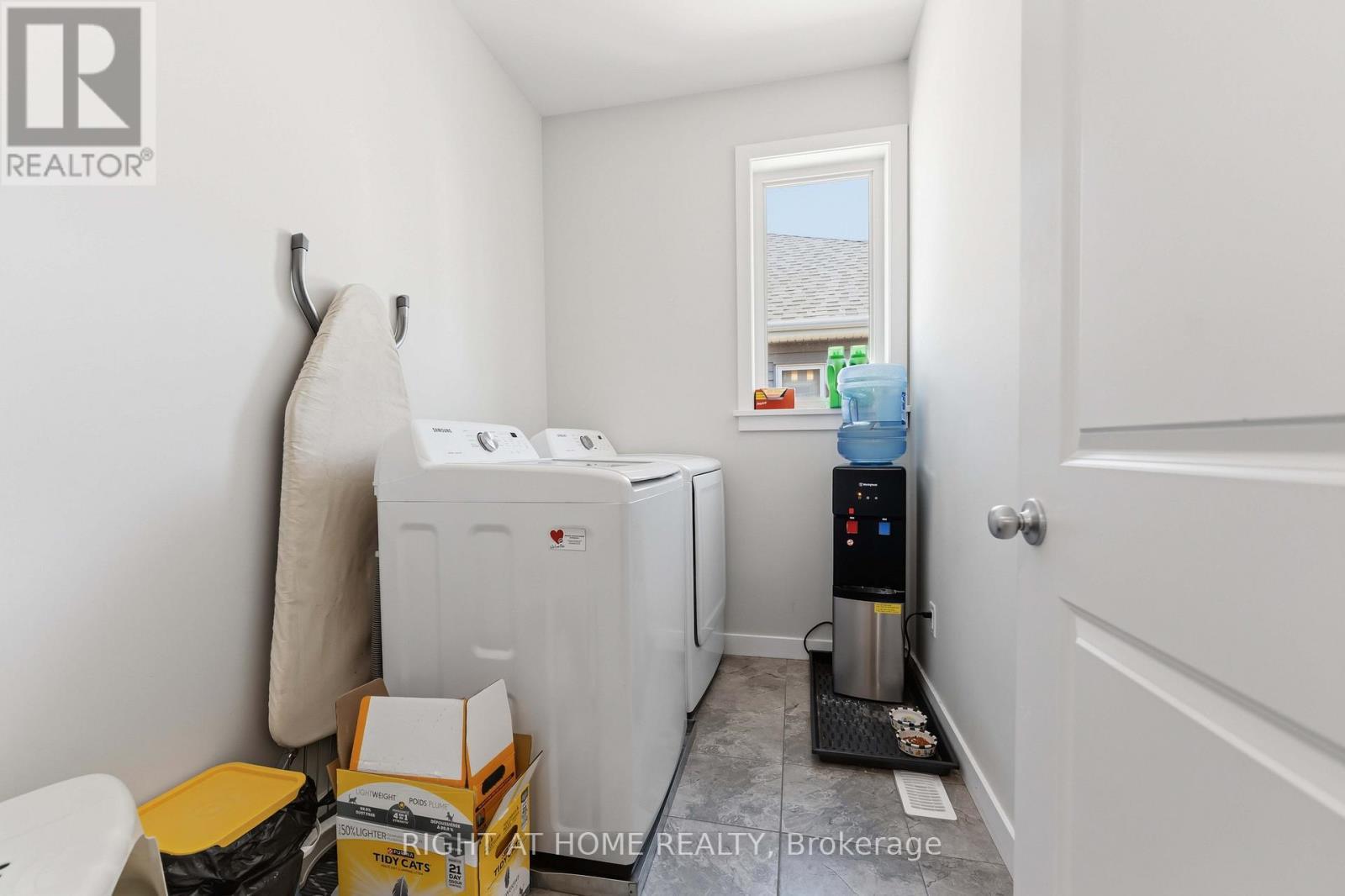 730 Kirkham Crescent, Ottawa, ON