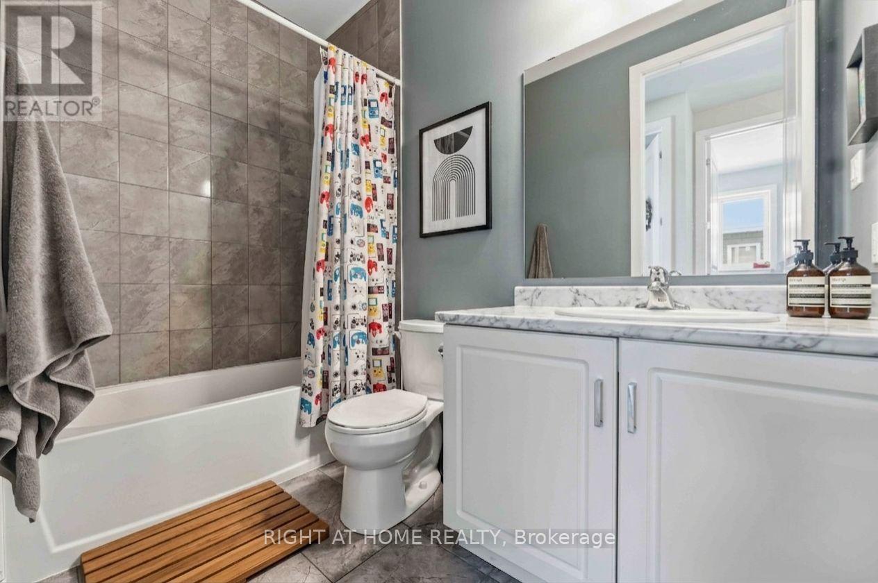 730 Kirkham Crescent, Ottawa, ON