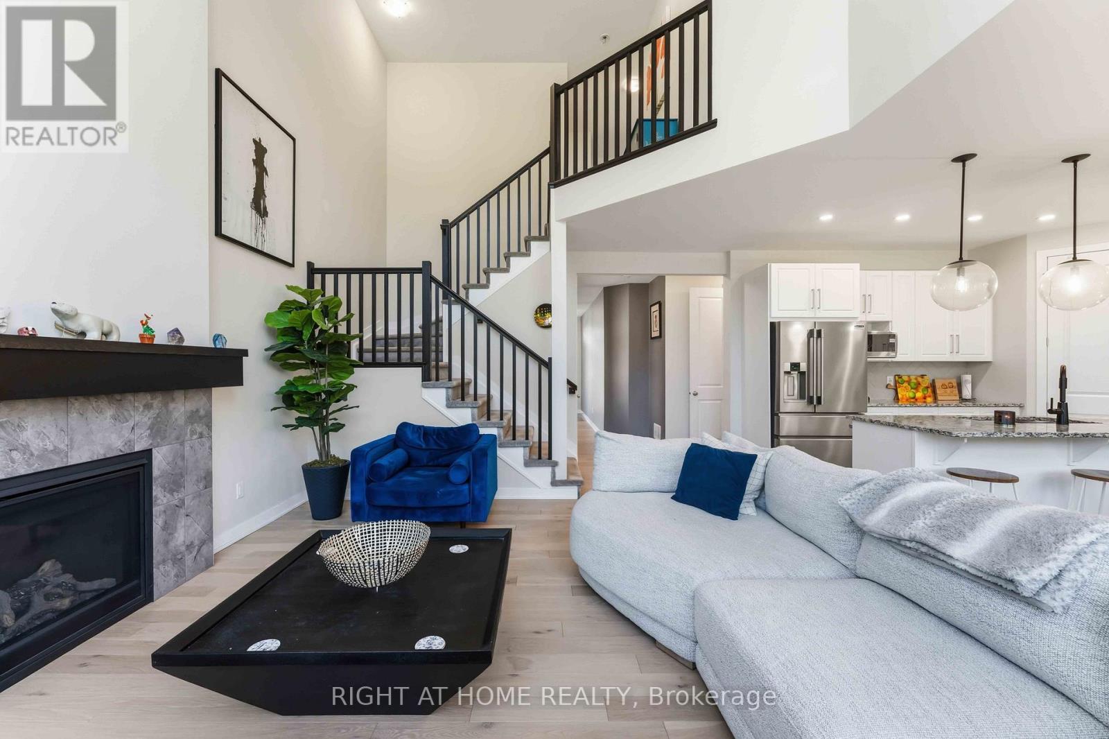 730 Kirkham Crescent, Ottawa, ON
