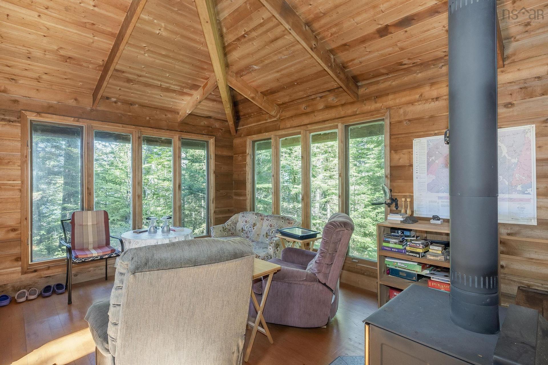 207 Middle Fork Road, Sherbrooke Lake, NS
