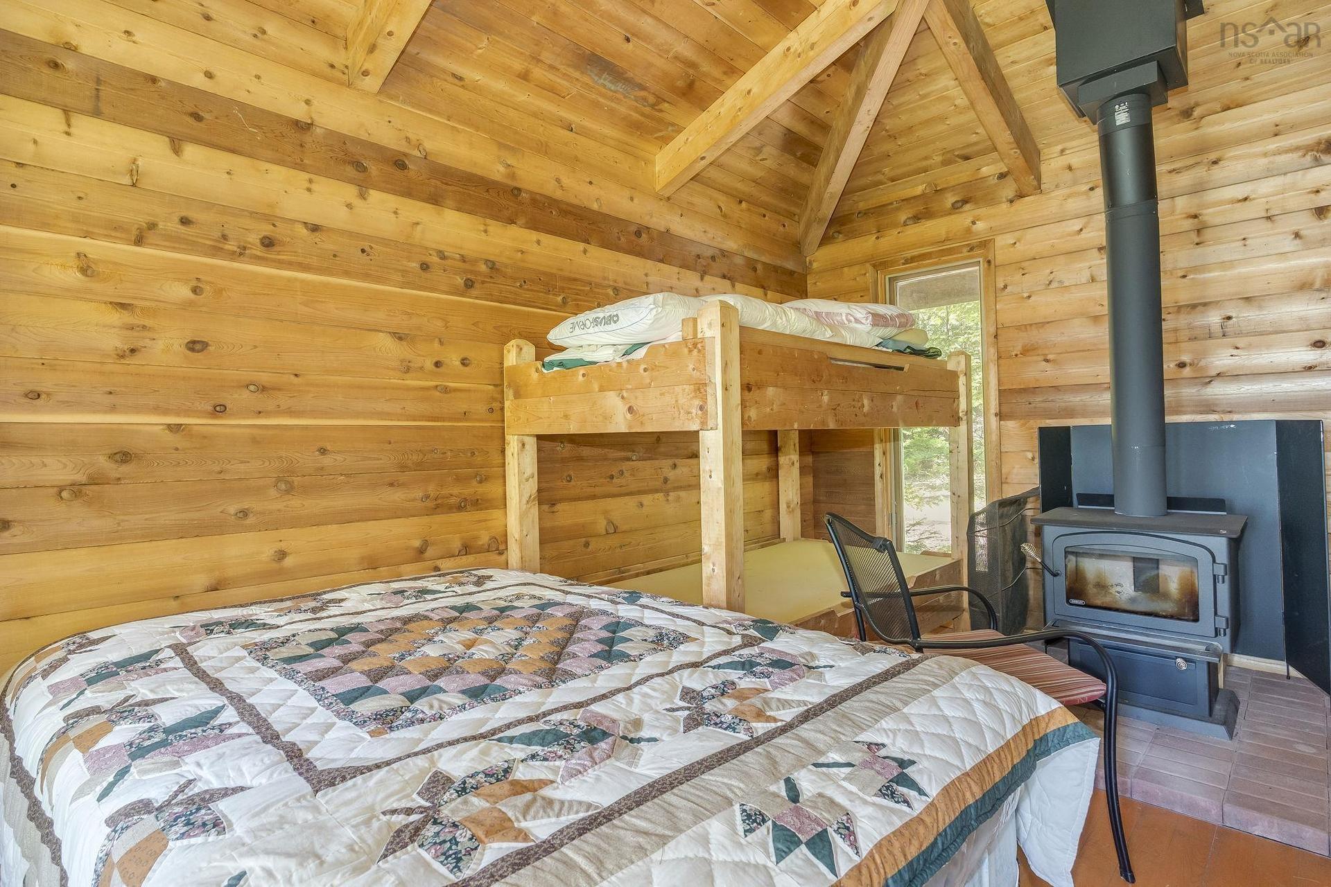 207 Middle Fork Road, Sherbrooke Lake, NS