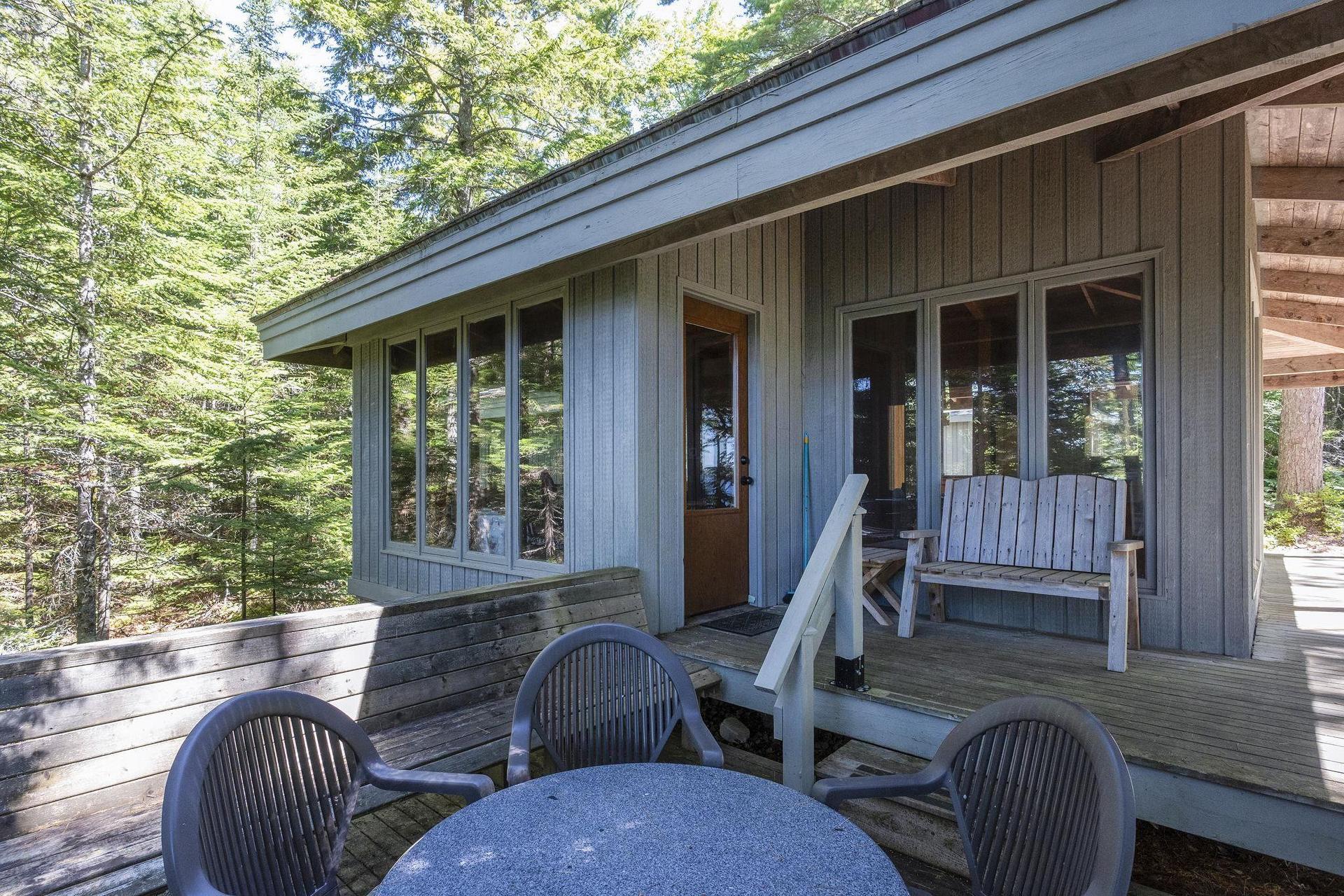 207 Middle Fork Road, Sherbrooke Lake, NS
