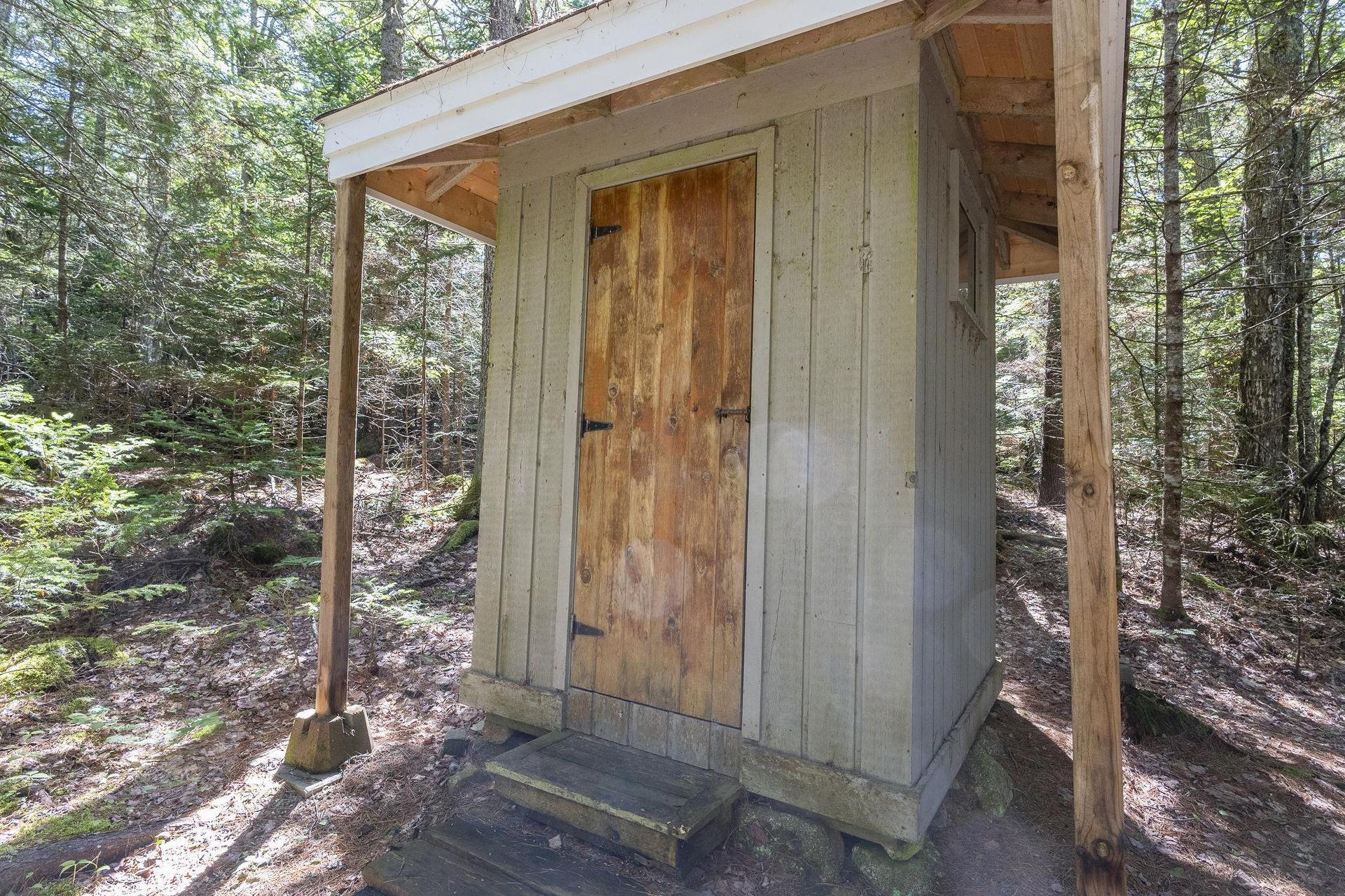 207 Middle Fork Road, Sherbrooke Lake, NS