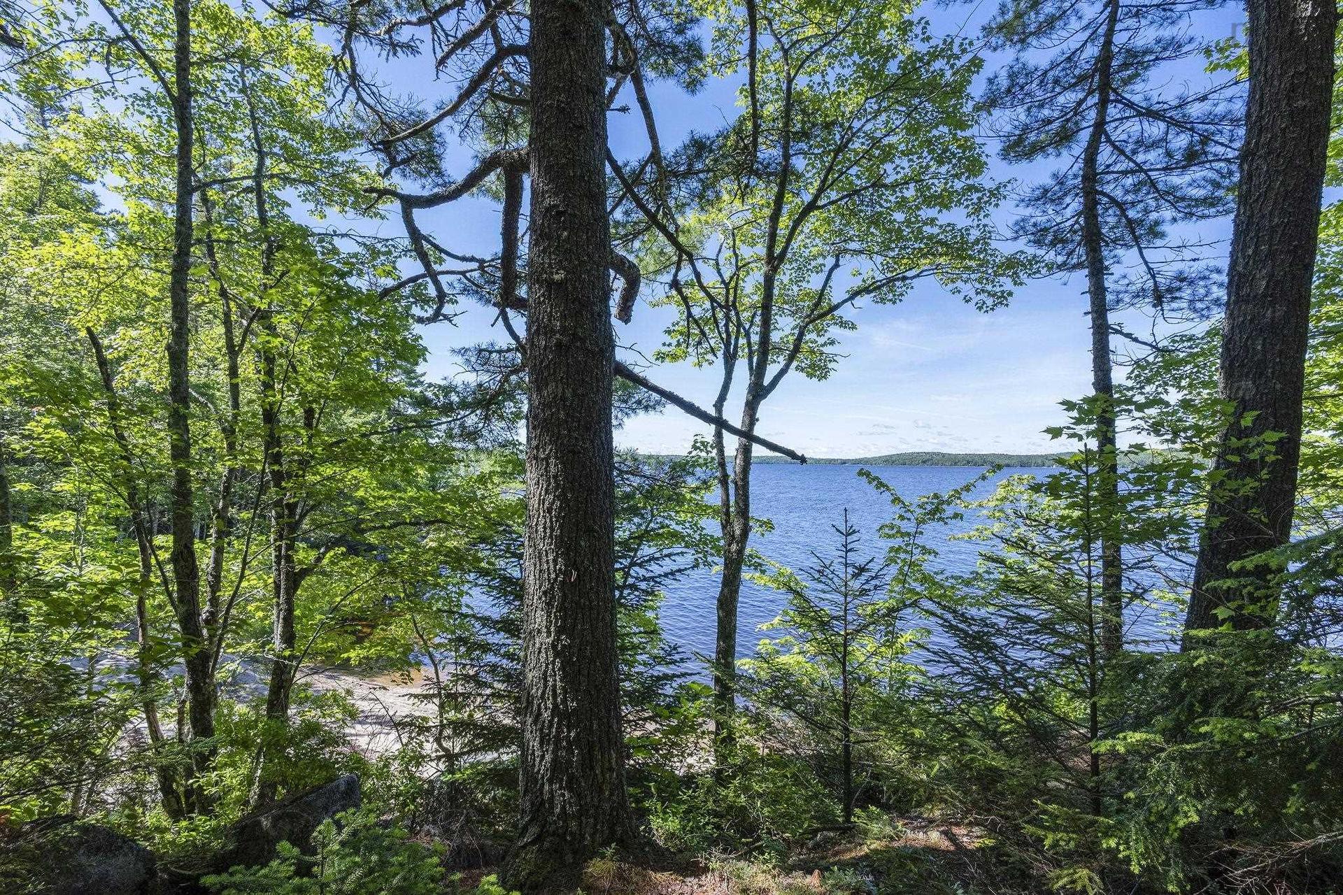 207 Middle Fork Road, Sherbrooke Lake, NS