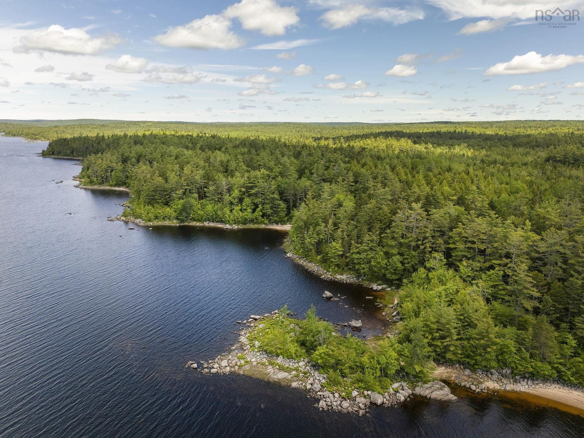 207 Middle Fork Road, Sherbrooke Lake, NS