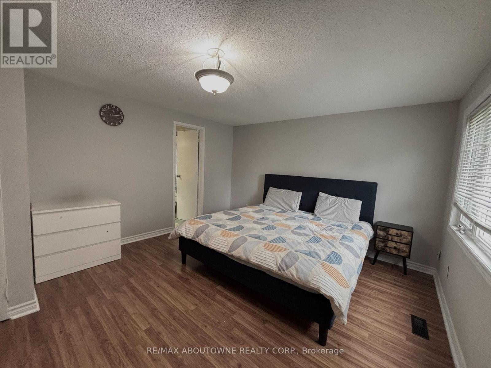 3072 Patrick Crescent, Mississauga, ON