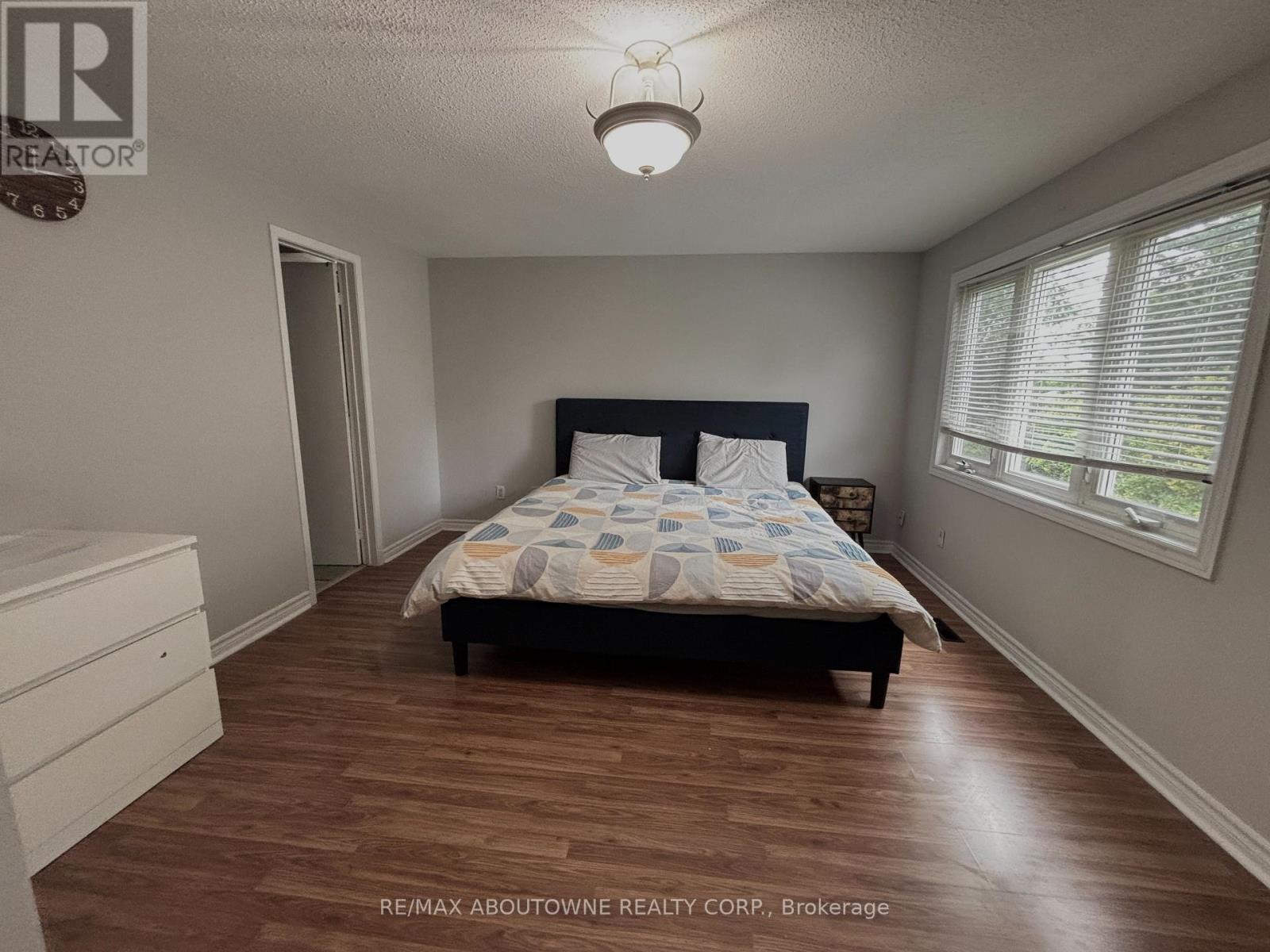 3072 Patrick Crescent, Mississauga, ON