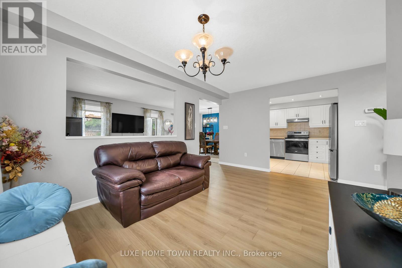 27 Fraserwood Court, Cambridge, ON