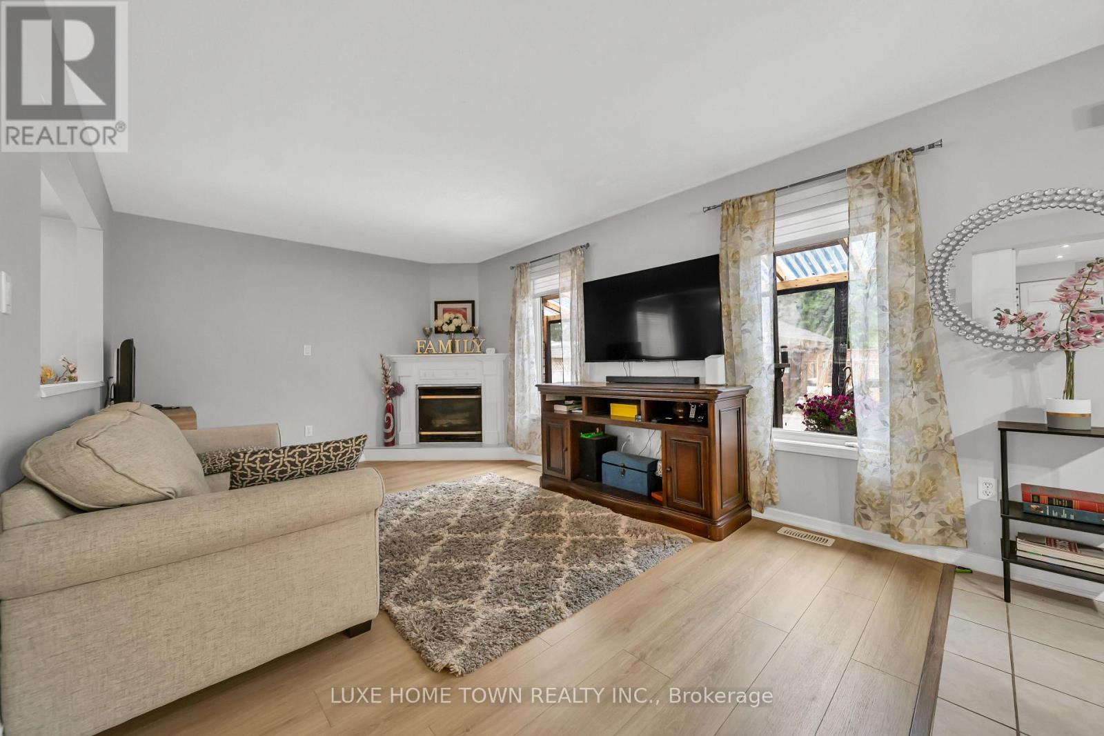 27 Fraserwood Court, Cambridge, ON