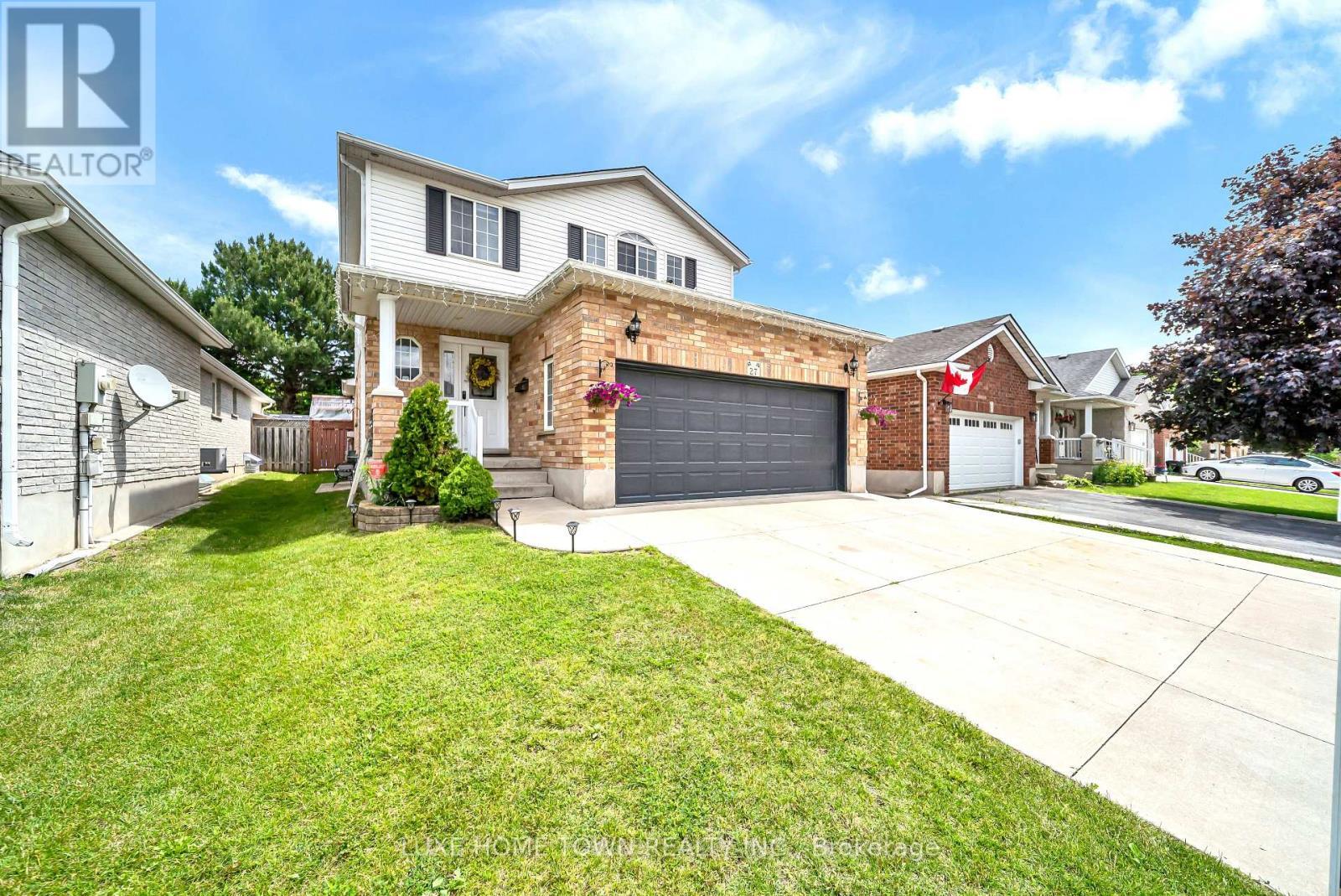 27 Fraserwood Court, Cambridge, ON