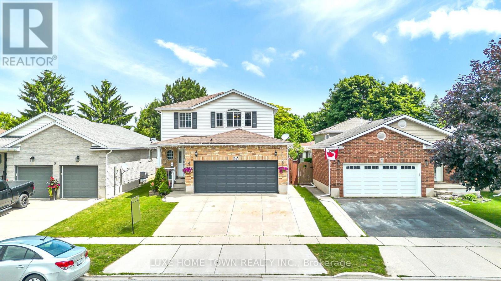 27 Fraserwood Court, Cambridge, ON