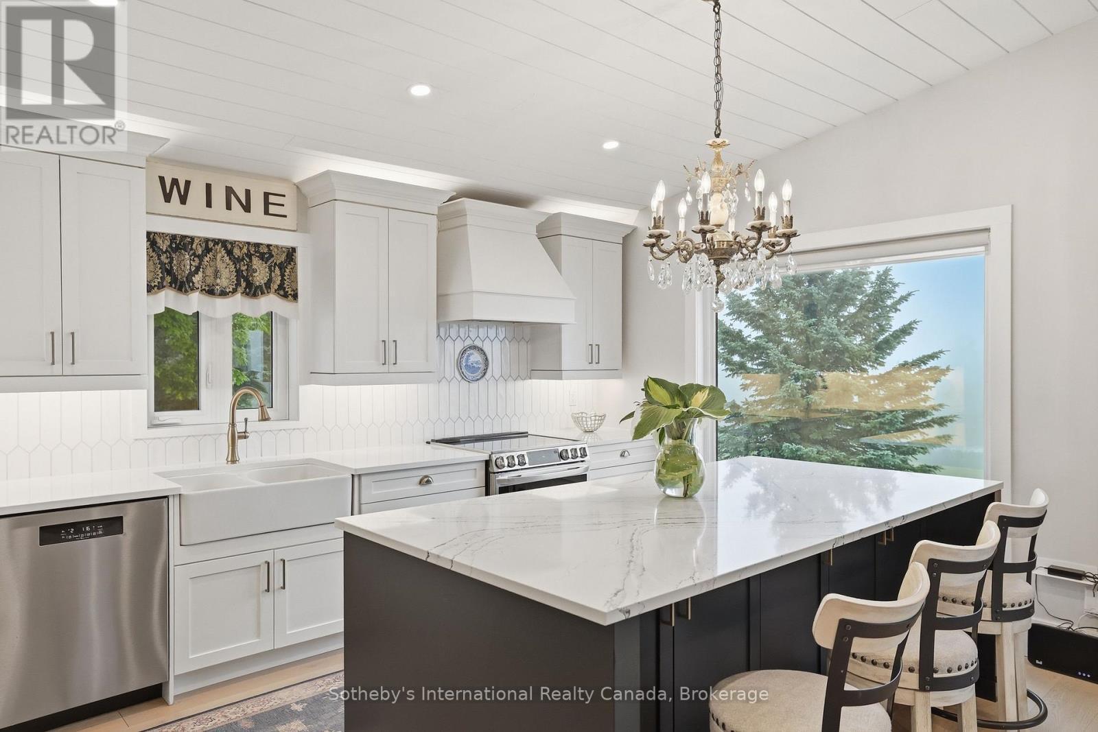 9263 91 County Road, Clearview, ON