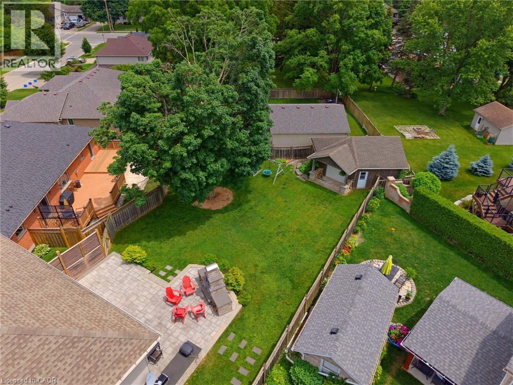 9 Burnside Drive, Ayr, ON